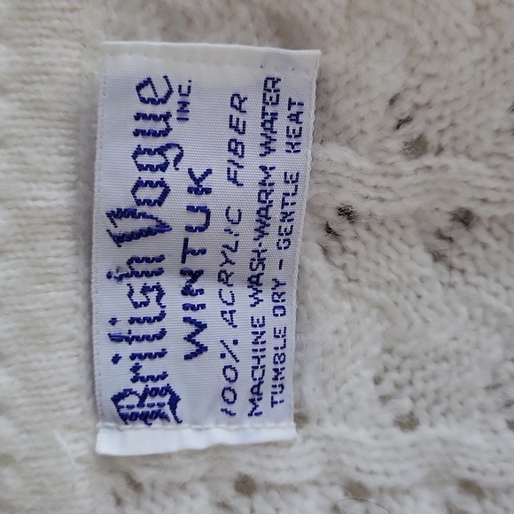 British Vogue Inc Wintuk Vintage Cardigan - Picture 11 of 11